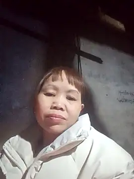  YooY  online show from December 14, 2025, 11:59 am