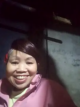  YooY  online show from December 15, 2025, 12:09 pm