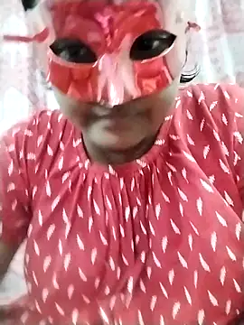 Snapshot of mimi87hoty chatting on March 3, 2026, 5:30 pm mimi87hoty online show from March 3, 2026, 5:30 pm