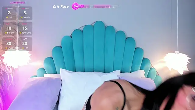 AlassiaHocthner online show from November 22, 2025, 11:53 am