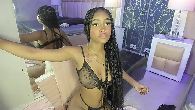 Snapshot of JulitPink chatting on November 30, 2025, 11:47 am JulitPink online show from November 30, 2025, 11:47 am