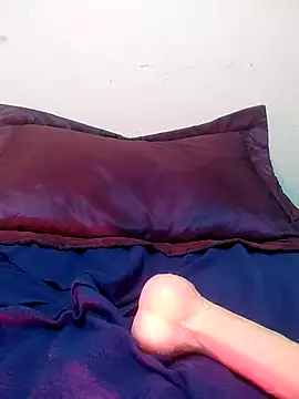 Snapshot of linalolo_12 chatting on October 22, 2025, 5:13 pm linalolo 12 online show from October 22, 2025, 5:13 pm