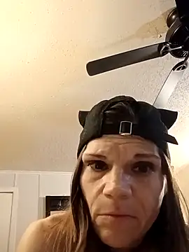 Snapshot of THATgirlUwont4get chatting on September 9, 2025, 3:06 am THATgirlUwont4get online show from September 9, 2025, 3:06 am