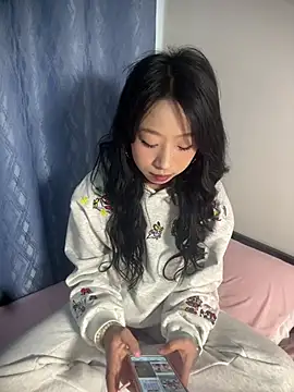 Snapshot of jingjing005 chatting on February 26, 2026, 6:45 am jingjing005 online show from February 26, 2026, 6:45 am