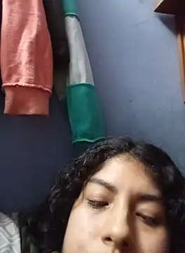 Snapshot of Syndel23 chatting on September 24, 2025, 3:10 am Syndel23 online show from September 24, 2025, 3:10 am