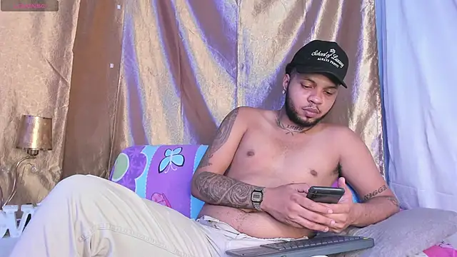 RickyAndSharlot online show from January 14, 2026, 9:52 pm