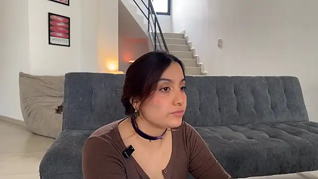 annaxxxb online show from June 8, 2026, 5:35 pm