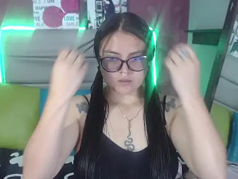 Snapshot of Cailing_Zu chatting on September 9, 2025, 8:19 pm Cailing Zu online show from September 9, 2025, 8:19 pm
