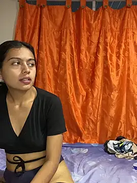 Nezuko-uWux online show from October 25, 2025, 11:43 pm