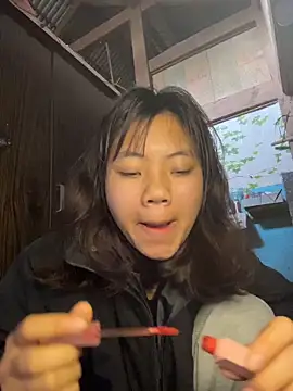 Snapshot of Kouis999 chatting on February 20, 2026, 5:04 am Kouis999 online show from February 20, 2026, 5:04 am