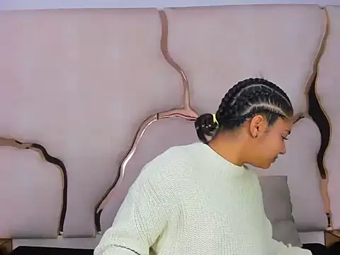 ScarletDoll online show from December 20, 2025, 3:02 am