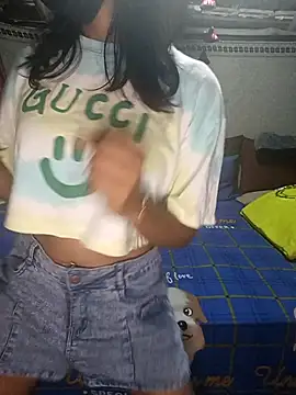 Snapshot of emali_baba chatting on January 11, 2026, 11:59 am emali baba online show from January 11, 2026, 11:59 am