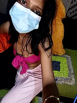 Snapshot of emali_baba chatting on January 15, 2026, 6:40 am emali baba online show from January 15, 2026, 6:40 am