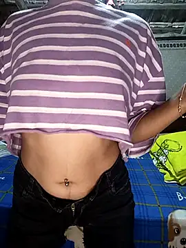 Snapshot of emali_baba chatting on January 17, 2026, 5:12 am emali baba online show from January 17, 2026, 5:12 am