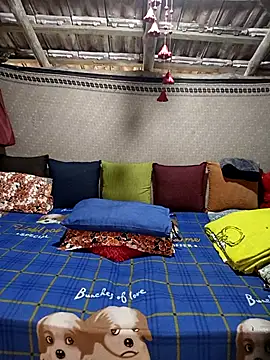 Snapshot of emali_baba chatting on February 3, 2026, 7:46 am emali baba online show from February 3, 2026, 7:46 am