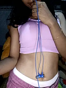 Snapshot of emali_baba chatting on February 15, 2026, 9:44 pm emali baba online show from February 15, 2026, 9:44 pm