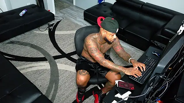 SLANGONDEMHOES online show from January 10, 2026, 10:36 pm