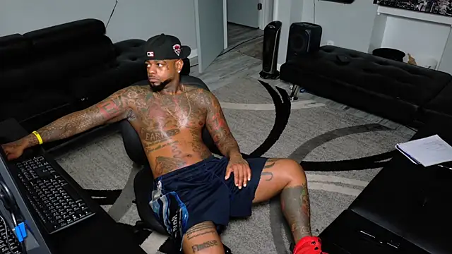 SLANGONDEMHOES online show from March 6, 2026, 2:35 pm