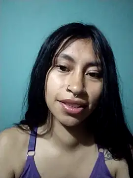 Snapshot of Pocahontas_tw chatting on February 12, 2026, 2:23 pm Pocahontas tw online show from February 12, 2026, 2:23 pm