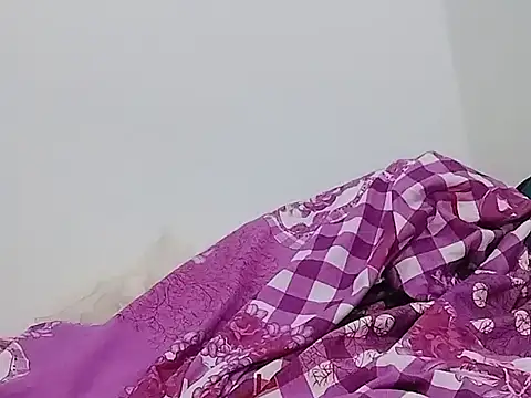 Snapshot of Siglemom_sexy chatting on February 8, 2026, 9:07 pm Siglemom sexy online show from February 8, 2026, 9:07 pm