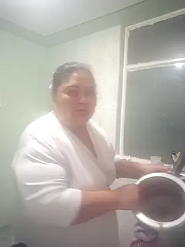 curvy diva  online show from September 19, 2025, 1:07 am