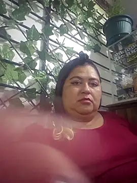 curvy diva  online show from September 24, 2025, 11:08 pm