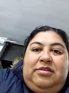 Snapshot of curvy_diva_ chatting on January 18, 2026, 9:57 am curvy diva online show from January 18, 2026, 9:57 am