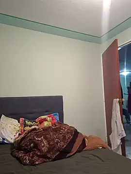 Snapshot of curvy_diva_ chatting on February 22, 2026, 1:18 am curvy diva online show from February 22, 2026, 1:18 am