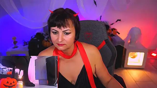 HelenBeler online show from October 30, 2025, 12:17 pm