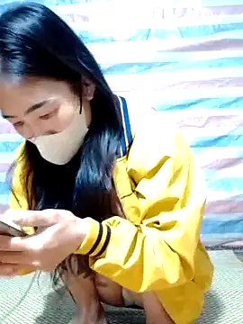 Snapshot of Georgia_here chatting on November 18, 2025, 11:59 pm Georgia here online show from November 18, 2025, 11:59 pm