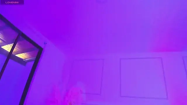 Snapshot of Emilywillis8 chatting on October 24, 2025, 1:51 pm Emilywillis8 online show from October 24, 2025, 1:51 pm