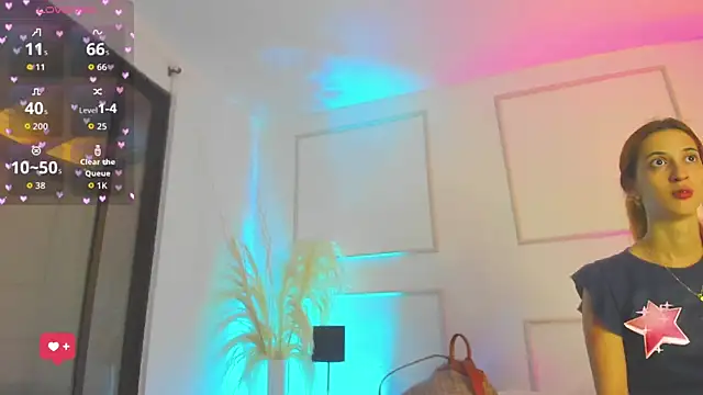 Snapshot of Emilywillis8 chatting on November 11, 2025, 1:00 pm Emilywillis8 online show from November 11, 2025, 1:00 pm