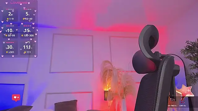 Snapshot of Emilywillis8 chatting on November 24, 2025, 1:11 pm Emilywillis8 online show from November 24, 2025, 1:11 pm