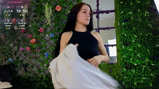 baby nyco online show from October 13, 2025, 5:02 pm