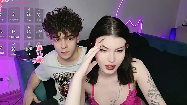 Alice18James online show from November 28, 2025, 5:15 pm