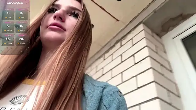 SweetJinny88 online show from November 22, 2025, 9:30 am