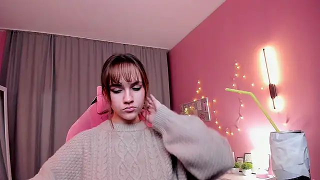 Snapshot of Jamie_Chung chatting on November 23, 2025, 1:05 am Jamie Chung online show from November 23, 2025, 1:05 am