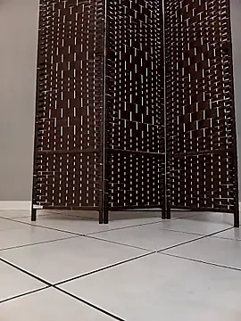 Snapshot of Elettra90 chatting on February 22, 2026, 9:35 pm Elettra90 online show from February 22, 2026, 9:35 pm