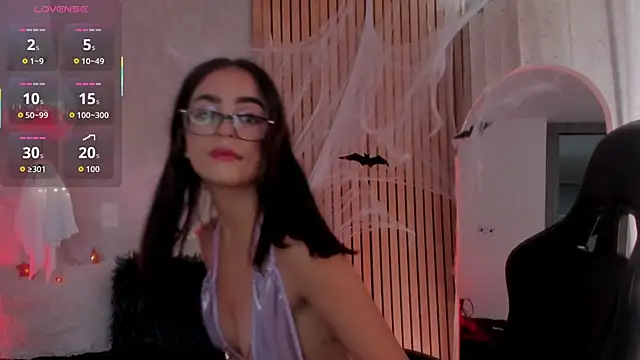 emma       online show from October 19, 2025, 7:36 pm