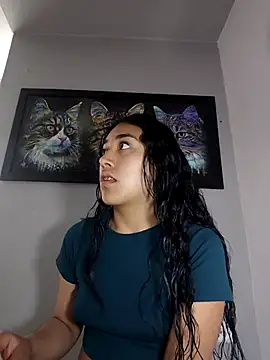 AmberGold- online show from October 4, 2025, 10:19 pm