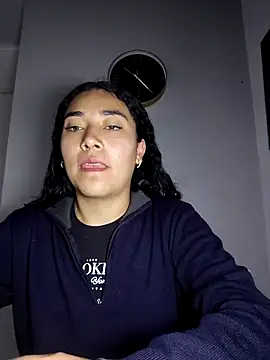 AmberGold- online show from November 8, 2025, 9:09 am