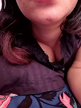 Snapshot of Dimple_sexxy chatting on February 14, 2026, 9:17 am Dimple sexxy online show from February 14, 2026, 9:17 am