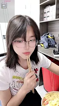 titty150150 online show from September 23, 2025, 1:08 am
