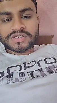 Snapshot of Frvgggghh chatting on March 13, 2026, 8:54 am Frvgggghh online show from March 13, 2026, 8:54 am