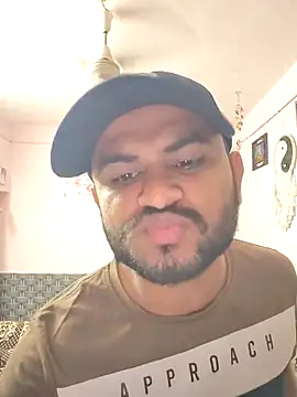 Snapshot of Frvgggghh chatting on March 20, 2026, 5:23 am Frvgggghh online show from March 20, 2026, 5:23 am