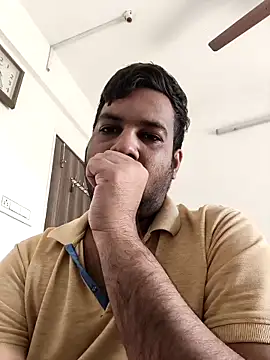 vinay smalldick online show from January 16, 2026, 3:54 am