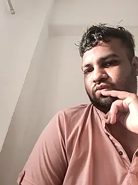 vinay smalldick online show from May 19, 2026, 1:44 am