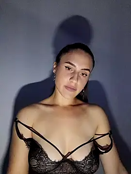 SweetViky online show from October 10, 2025, 5:23 pm