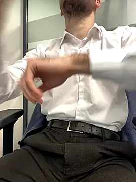 speddy34 online show from December 3, 2025, 7:16 am