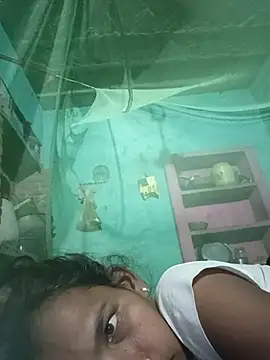 Snapshot of Hita_Grewal chatting on September 12, 2025, 10:10 pm Hita Grewal online show from September 12, 2025, 10:10 pm